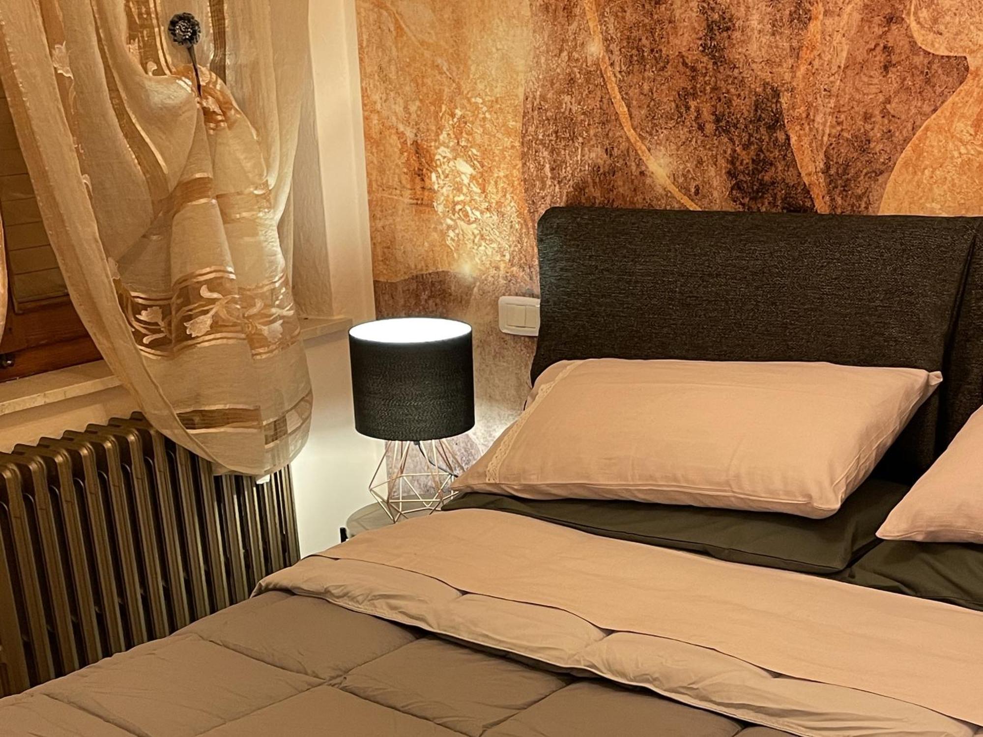 Casa Del Castorino Lejlighed Abbadia San Salvator Eksteriør billede